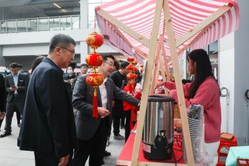 解决企业职工“就餐难”  光明街道“工会大食堂”揭牌启用