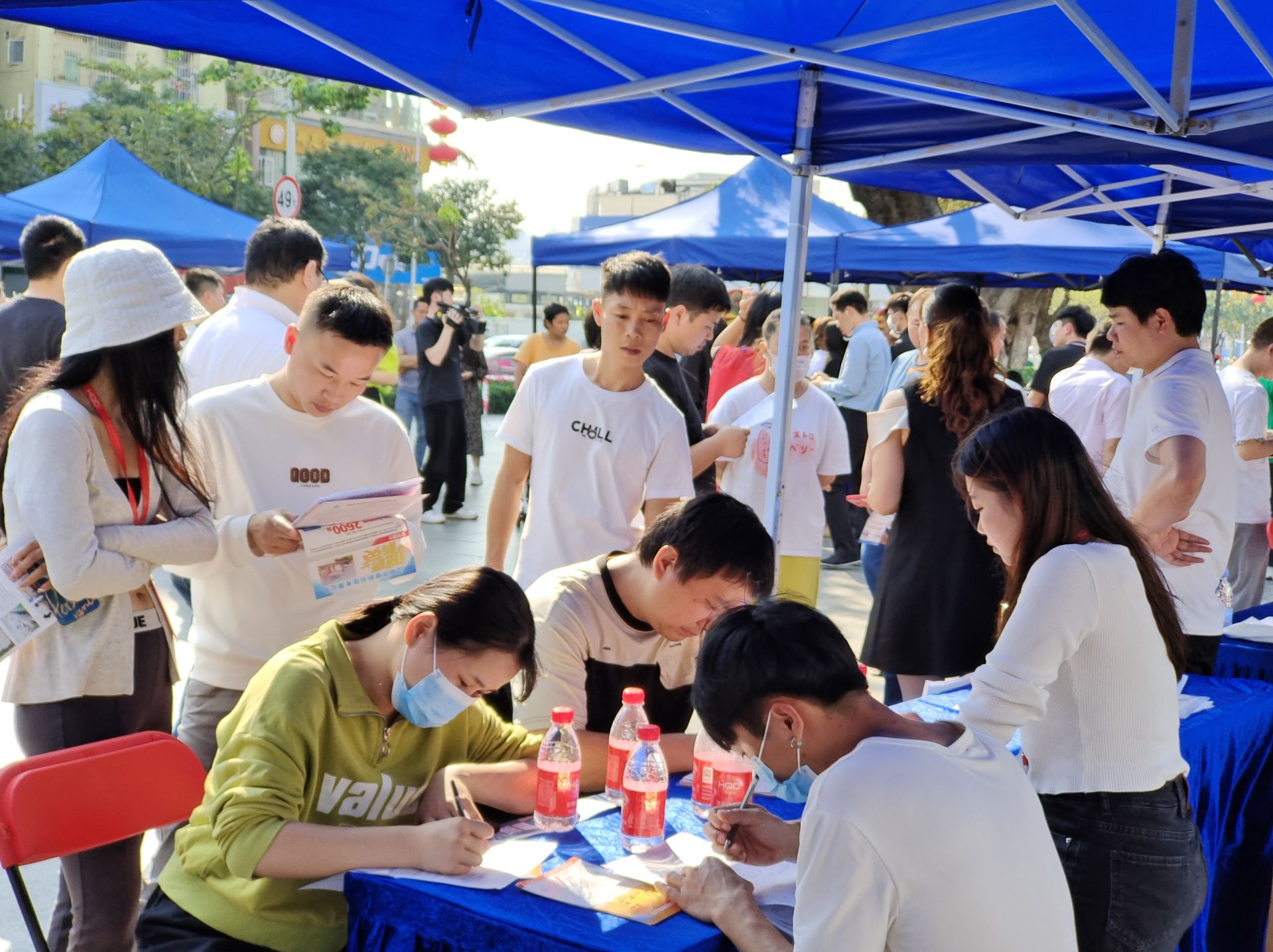 罗湖推出43场线下公益招聘