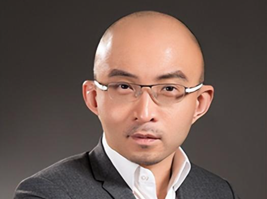 “失联”近一年后，包凡辞任华兴资本CEO！
