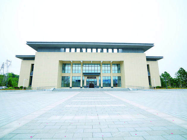 惠州市青少年法治教育基地启用 设9个展区8个功能区