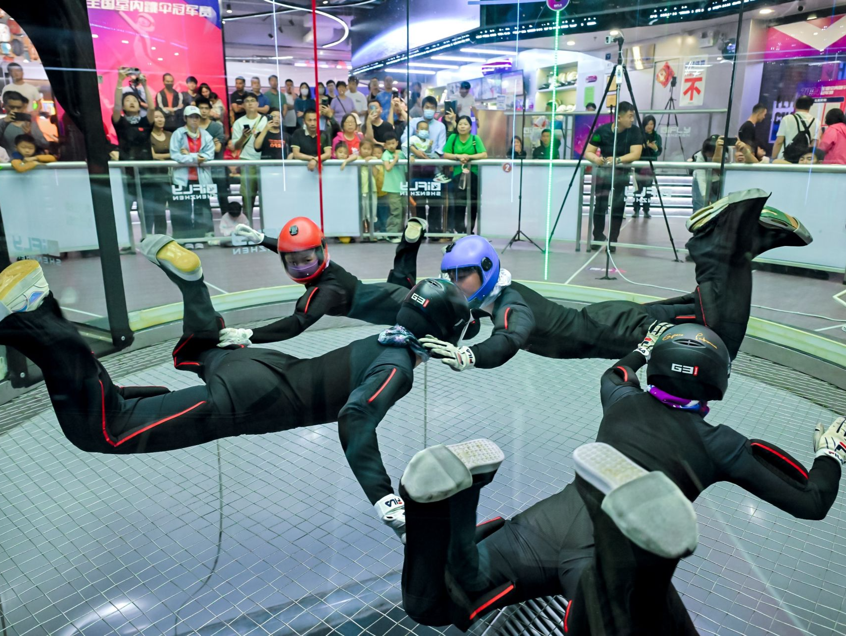 2024年全国室内跳伞冠军赛在深圳龙华举行