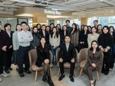 香港人才引进政策是否会调整？专家表示：香港人才战略要转向服务人才、留住人才