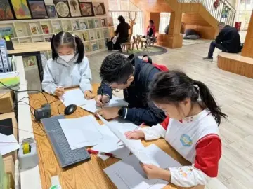 南山多所中小学校图书馆面向社会开放，可通过“南山文体通”微信小程序预约