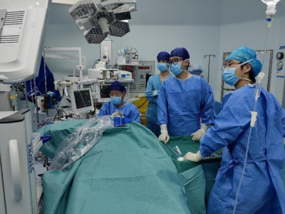 跨越700公里的暖心救助！出生仅15天病危新生儿在深圳获救