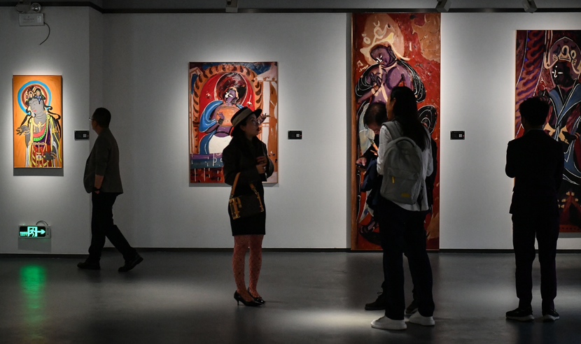 春暖花开，一起看展！深圳艺术展览精彩纷呈