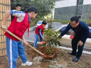 植一方绿，迎满园春！桂园街道各社区开展植树节系列活动