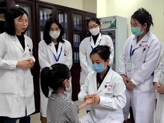 全球连线｜泰国医师在中国西北体验中医诊疗 