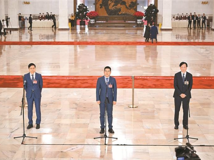全国政协委员林孝发：“宁愿睡地板，也要做市场”