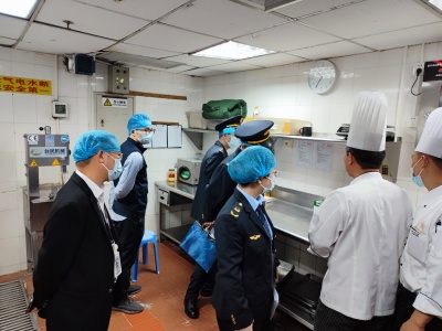 深圳市检测院：下沉检查餐饮一线 守护节日食品安全