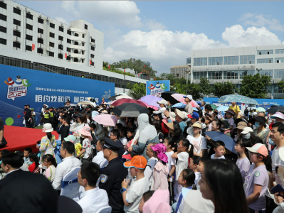 深圳公安举行“走进轨道公安”专场活动，邀请市民沉浸式体验警营生活 