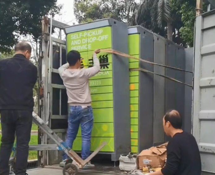 网传快递柜被拆？新规实施5天后，他们说……