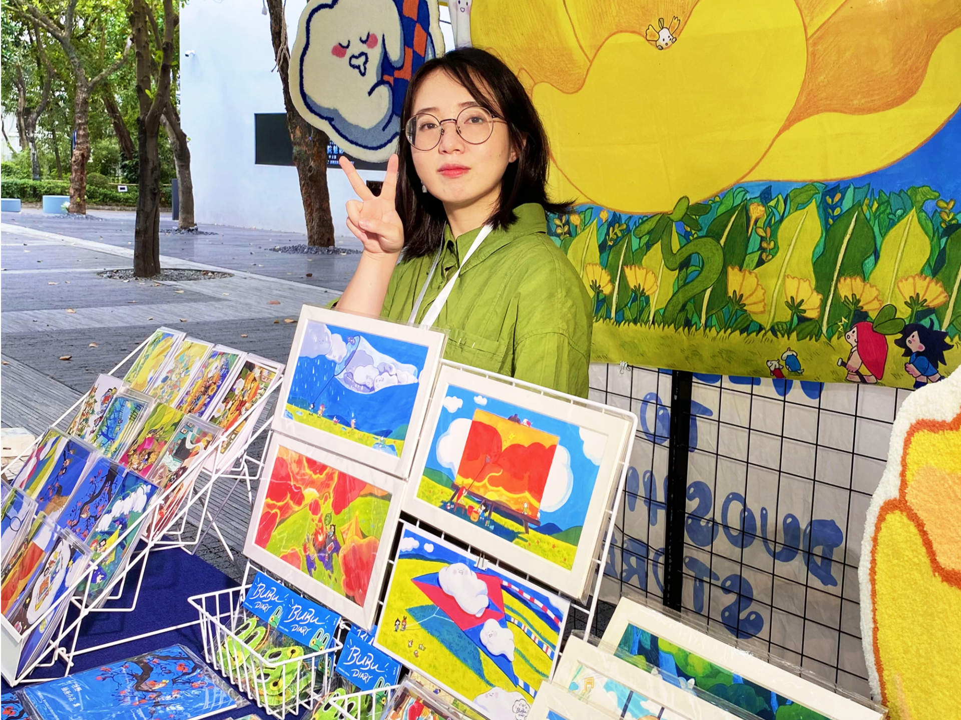 宫崎骏女孩儿用漫画绘出一部梦幻“深圳故事”