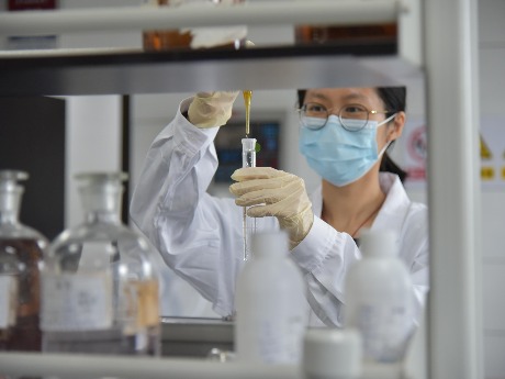 致敬国企她力量④|水务集团何嘉莉：技术骨干，为水质安全保驾护航