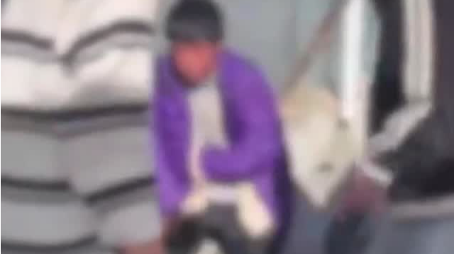 警方通报一男孩遭多人围殴：已立案调查 男孩身体无碍