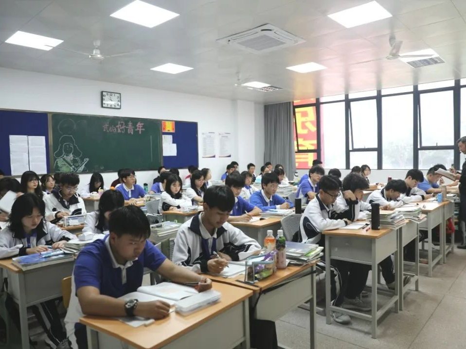 新增4所营利性民办高中！深圳市教育局公布营利性民办高中基本信息  