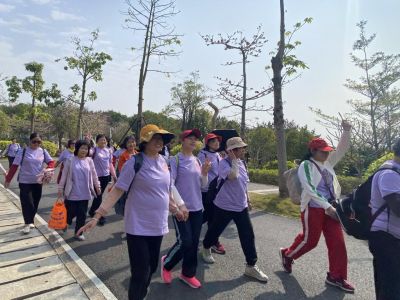 花果山社区开展3.8妇女节睦邻健步行