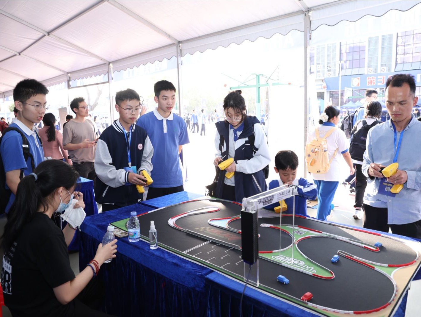 绽放科创魅力！第39届广东省青少年科技创新大赛在深圳宝安举行
