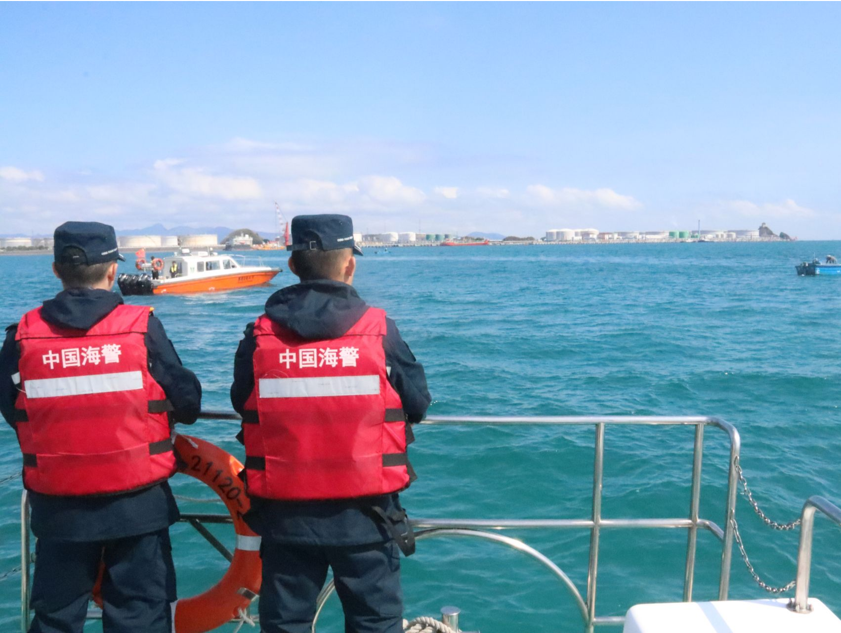 广东惠州海警局会同地方职能部门开展联合执法行动
