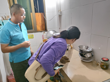公明街道全力推进楼栋天然气换管工作