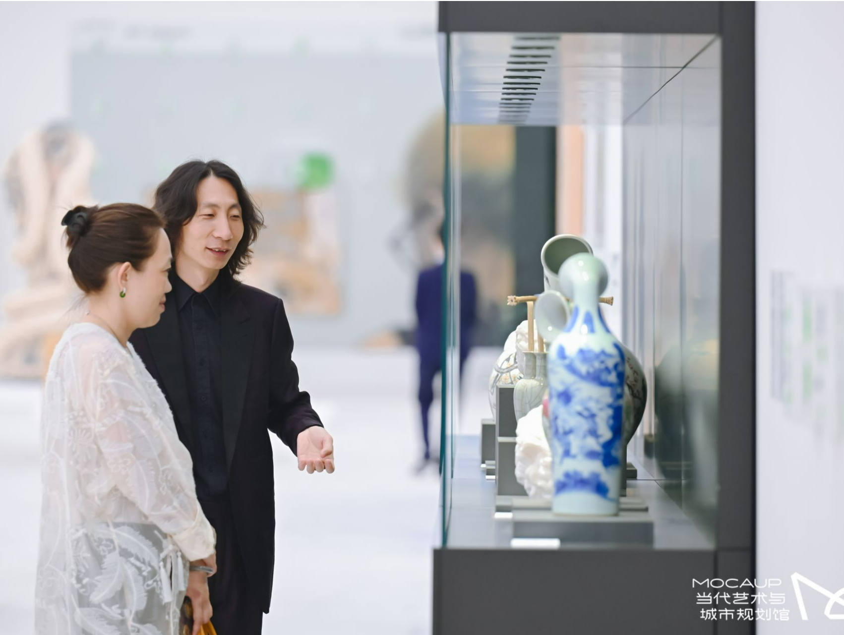 徐震个展“生态作为媒介”开启，逾百件作品展现丰富艺术创作