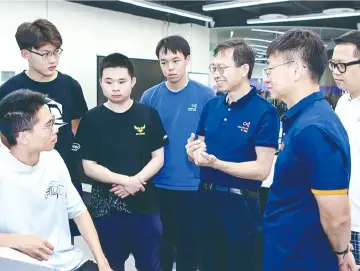 他们是大学里的“异类”，却在这里遇到不想围绩点转的“同路人”