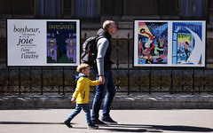 （体育）（6）“巴黎城里的体育运动”主题海报展亮相街头