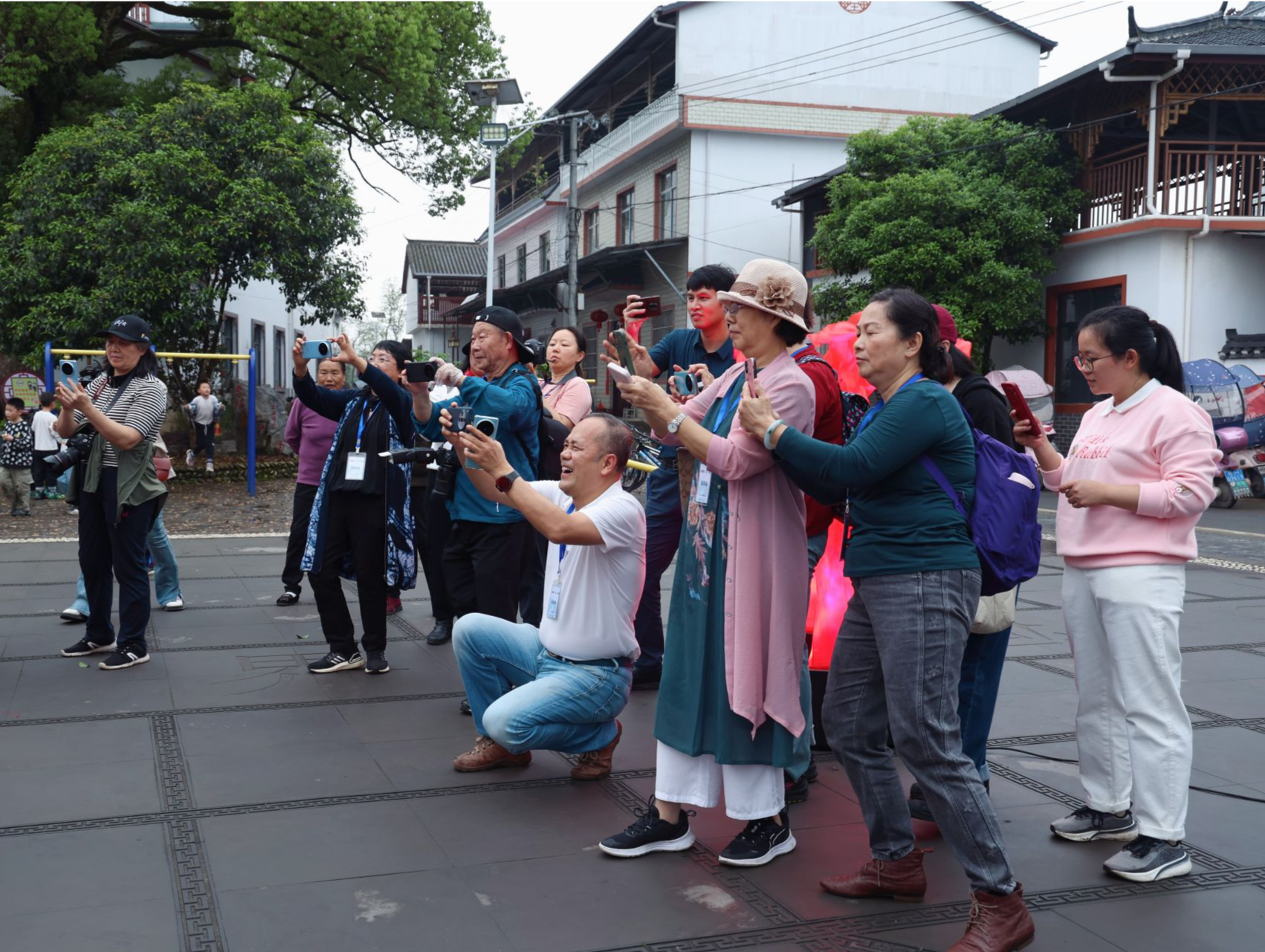 大湾区摄影爱好者走进广西资源县采风，共绘文旅新篇章
