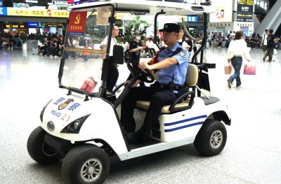 坚持“警力跟着客流走”，广铁警方严密措施护航旅客平安出行