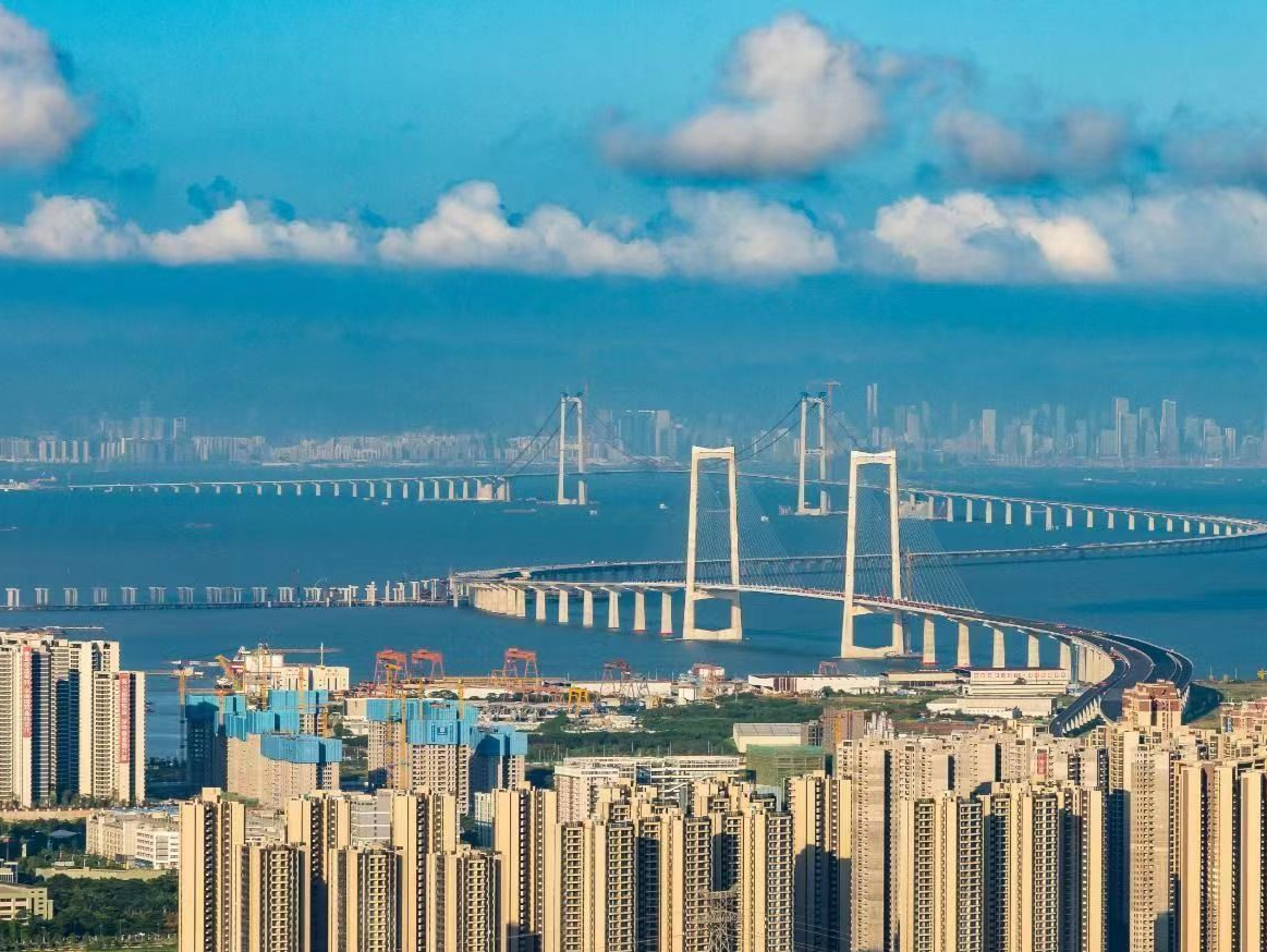 坚持问题导向 破译“深圳奇迹” | 社科成果选粹