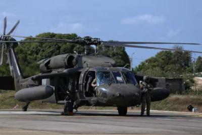 哥伦比亚一军用直升机坠毁 机上9人死亡