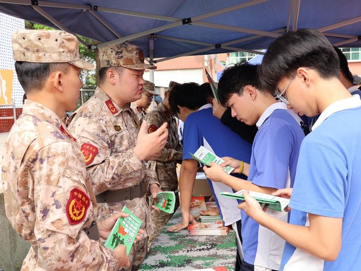 福海民兵宣讲全民国家安全教育