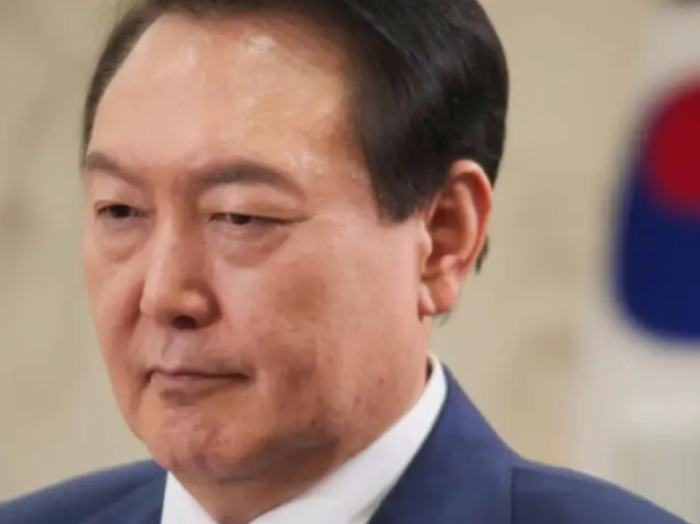 民调显示尹锡悦支持率跌至23%，为就任以来最低
