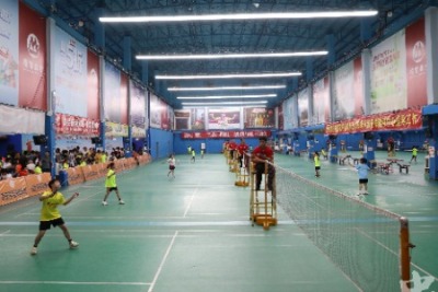 中山市2024年青少年U系列羽毛球积分赛首站开赛