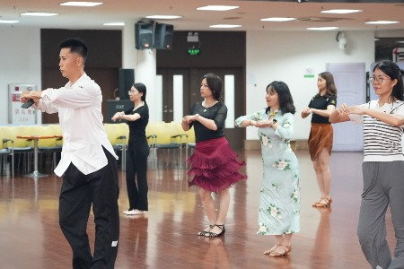 书法国画、古筝、拉丁舞……中山“青年夜校”开班啦