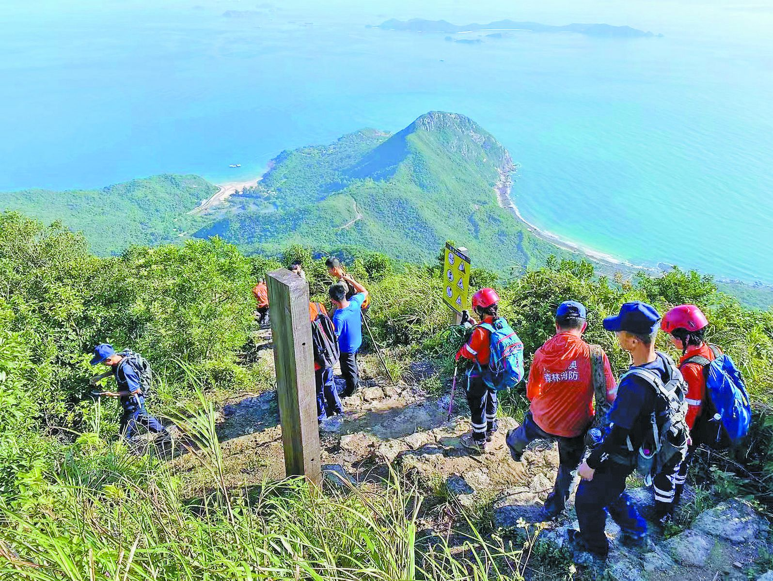 晶报特别报道│敬畏每一座山峰、每一片海