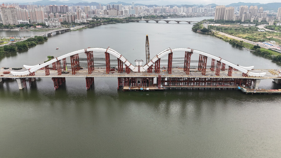 鹅城大桥完成全部桩基施工