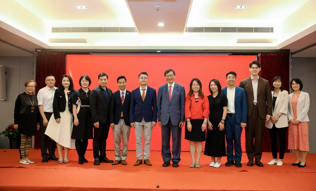 香港教育大学内地校友会一周年庆典暨大湾区校友事业拓展交流峰会在深举行