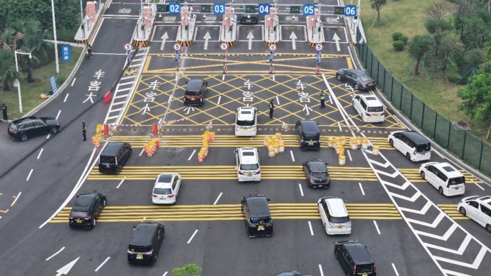 港珠澳大桥珠海公路口岸单日车辆通关量再创新高