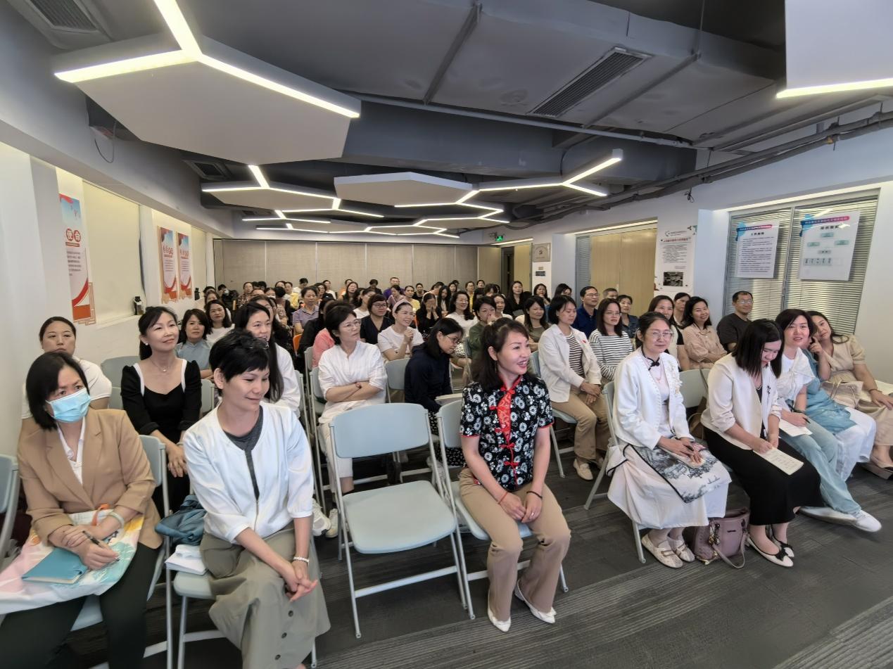 南山创业路社区第一期社区“大讲堂”开讲