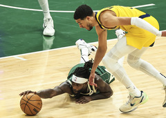 （体育）（2）篮球——NBA季后赛：雄鹿胜步行者