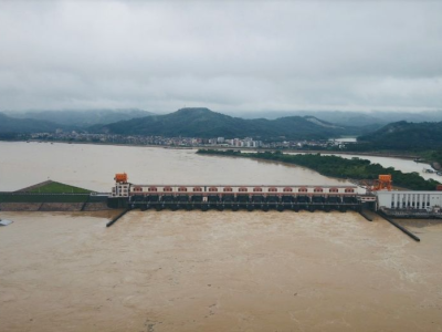 广东科学调度防御北江2号洪水，北江石角站洪峰流量由100年一遇降至50年一遇