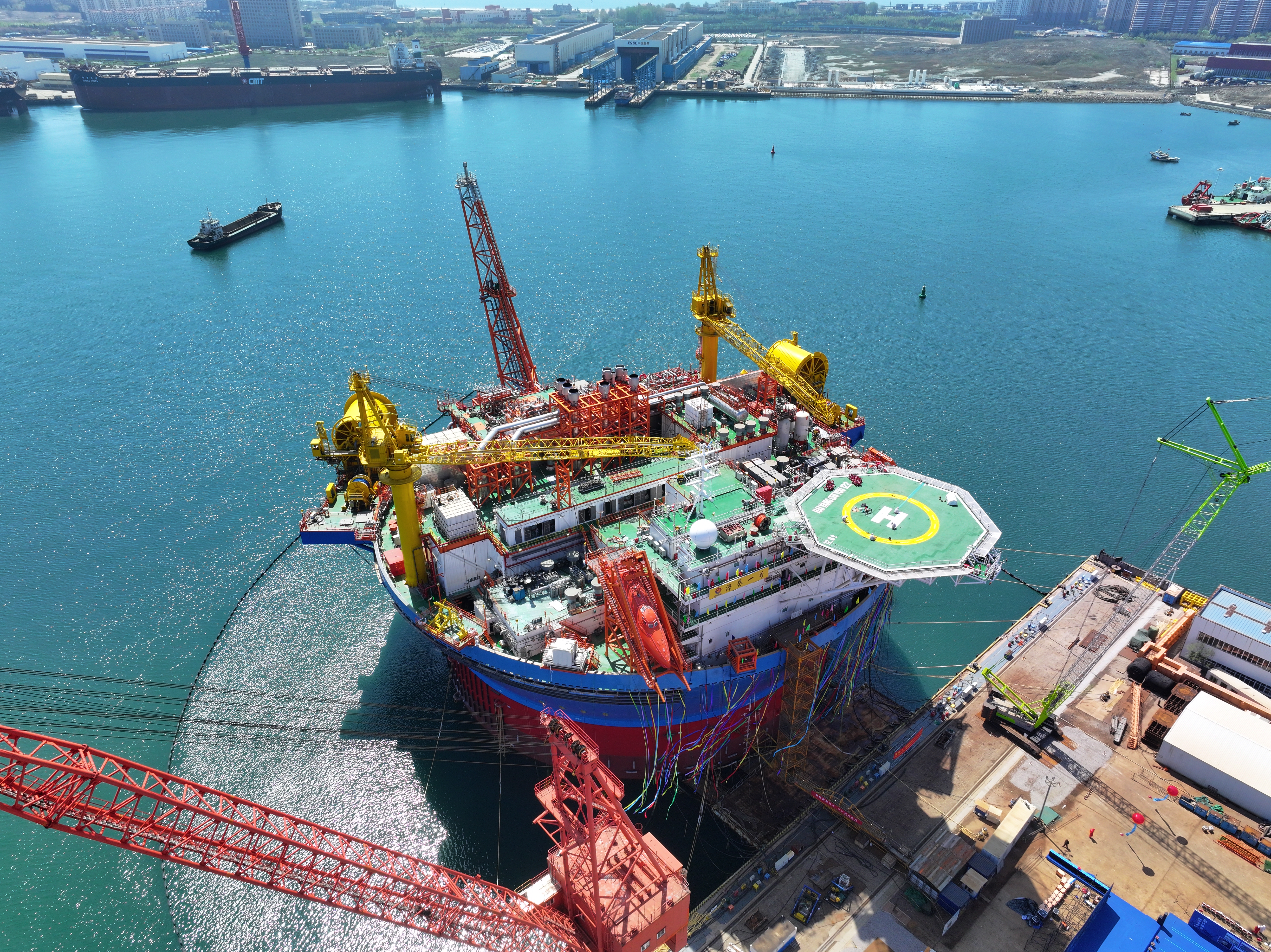 海葵一号：亚洲首艘圆筒型FPSO建造完工