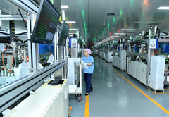 河北沧县：打造药包材产业基地助推经济发展（1）