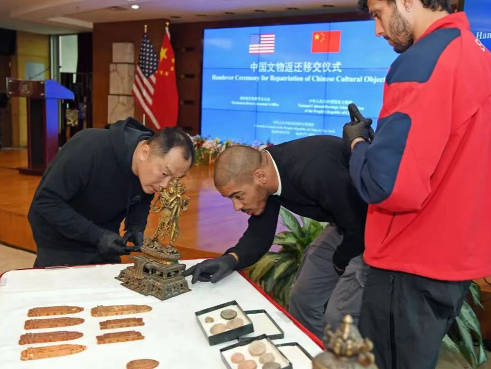 38件流失文物艺术品将返回祖国