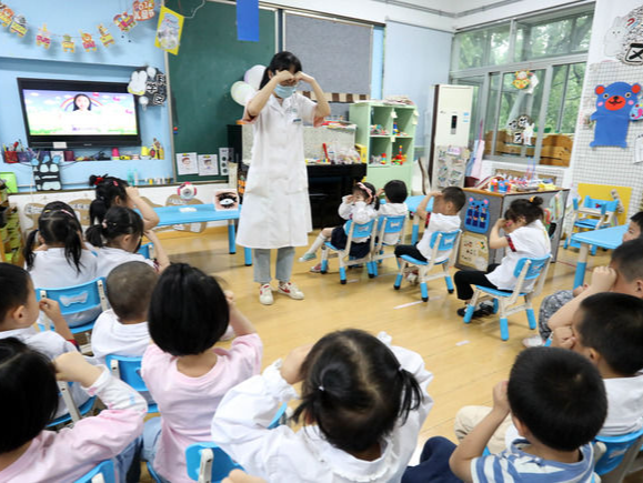 教育部：鼓励有条件的地区开展3至6岁幼儿视力监测 