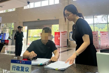 中暑工伤不能报销医疗费？中山行政复议案这样调解，为省内类似个案提供指导依据