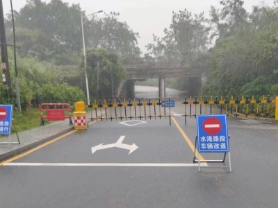 深圳市气象局24小时双岗值守迎战今年首个强降雨集中期