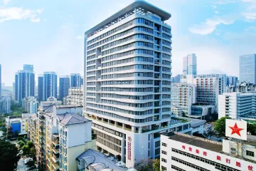 国内首个！龙岗区人民医院启用华佗GPT智能导诊系统