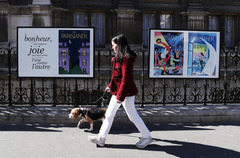（体育）（2）“巴黎城里的体育运动”主题海报展亮相街头