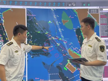 深圳海事部门采取措施应对雷雨大风天气